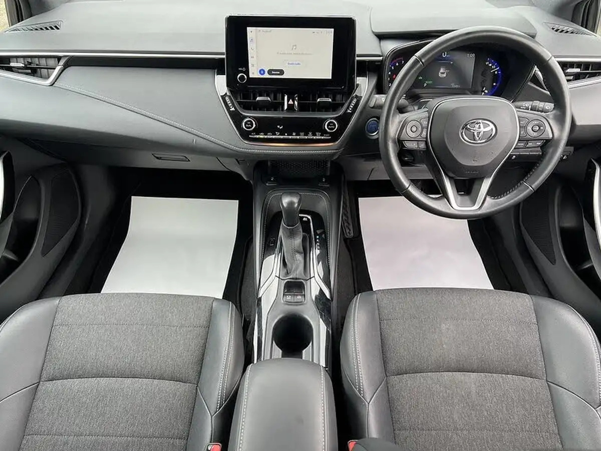 2022-toyota-corolla-18-vvt-i-design-120bhp-trk-hatchback-5d-big-11
