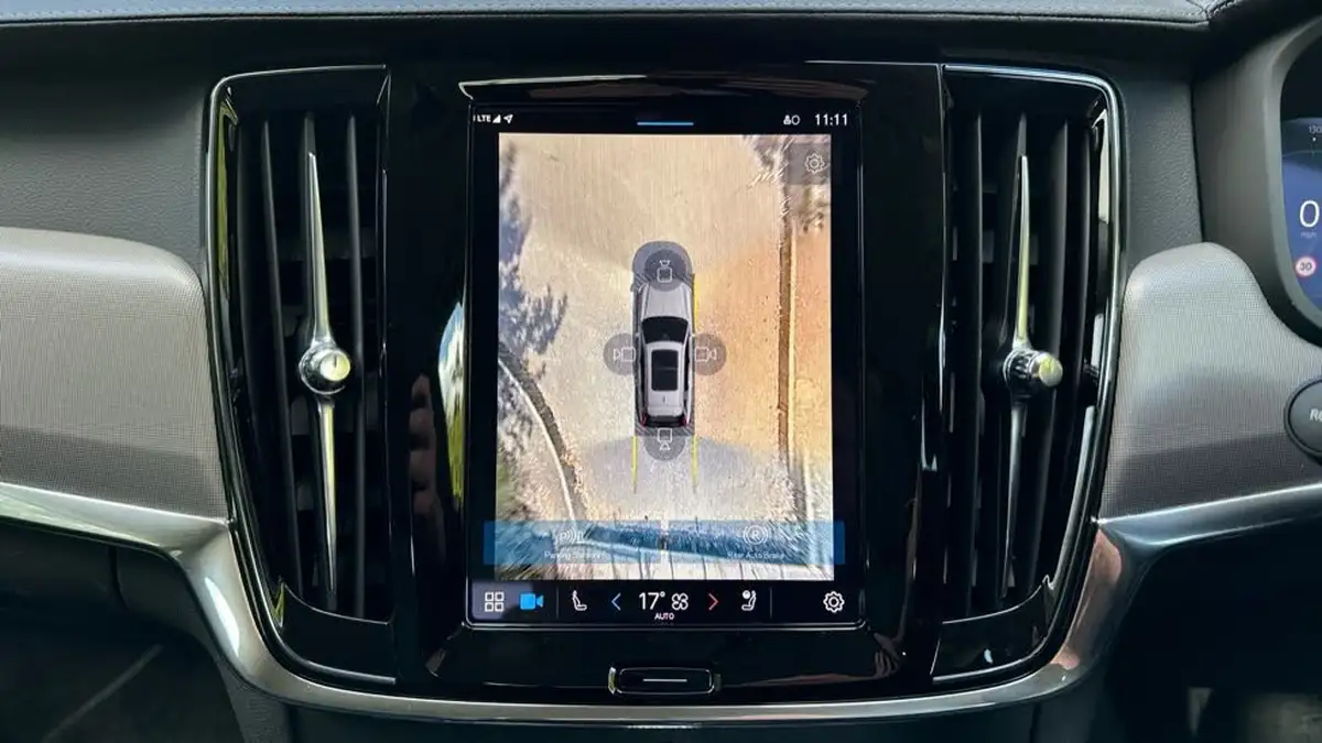 2024-volvo-v90-20-t6-r-design-big-31