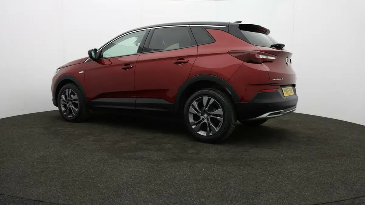 2020-vauxhall-grandland-x-12-sri-nav-big-71