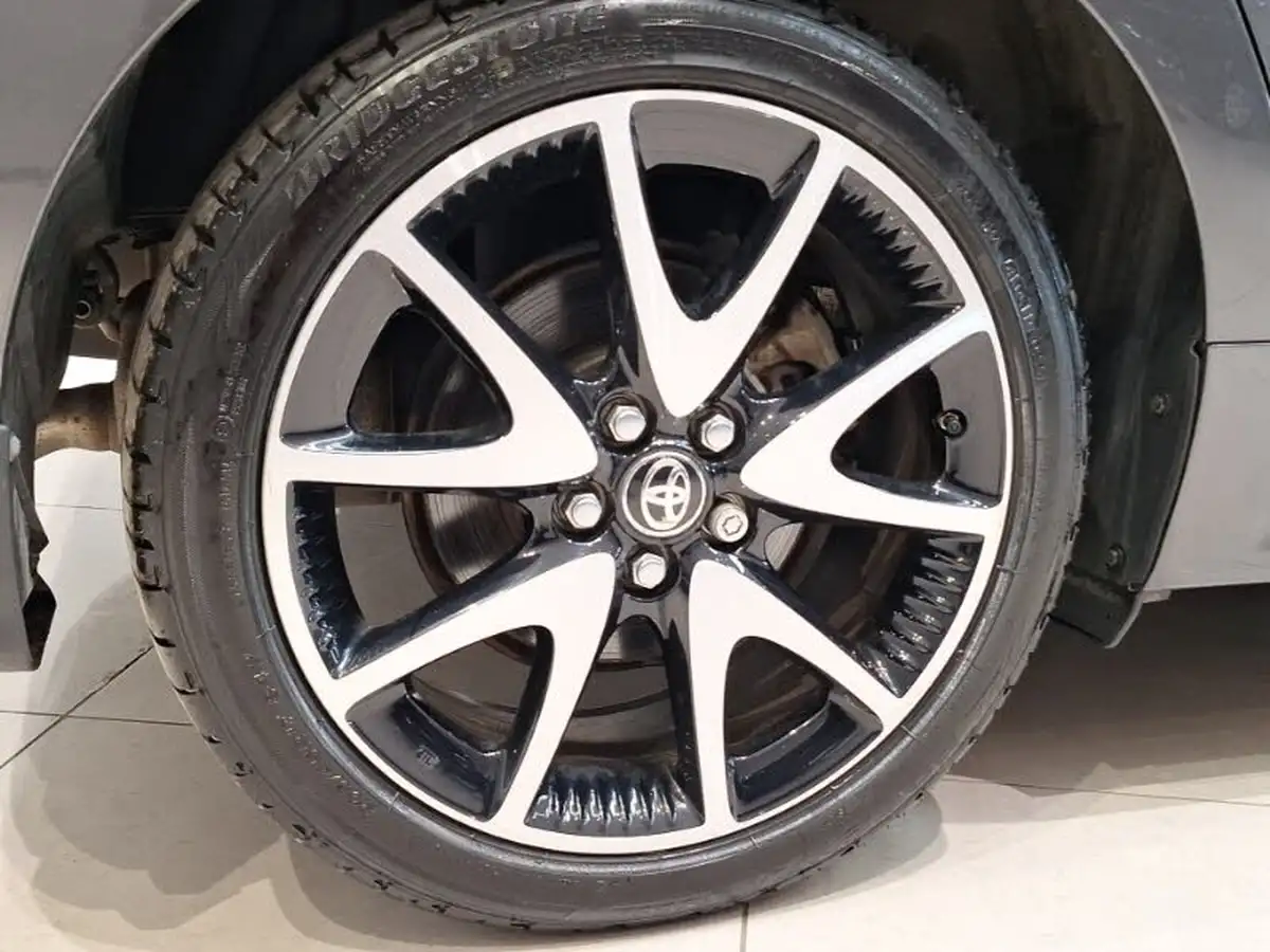 2022-toyota-yaris-15-vvt-i-dynamic-big-11