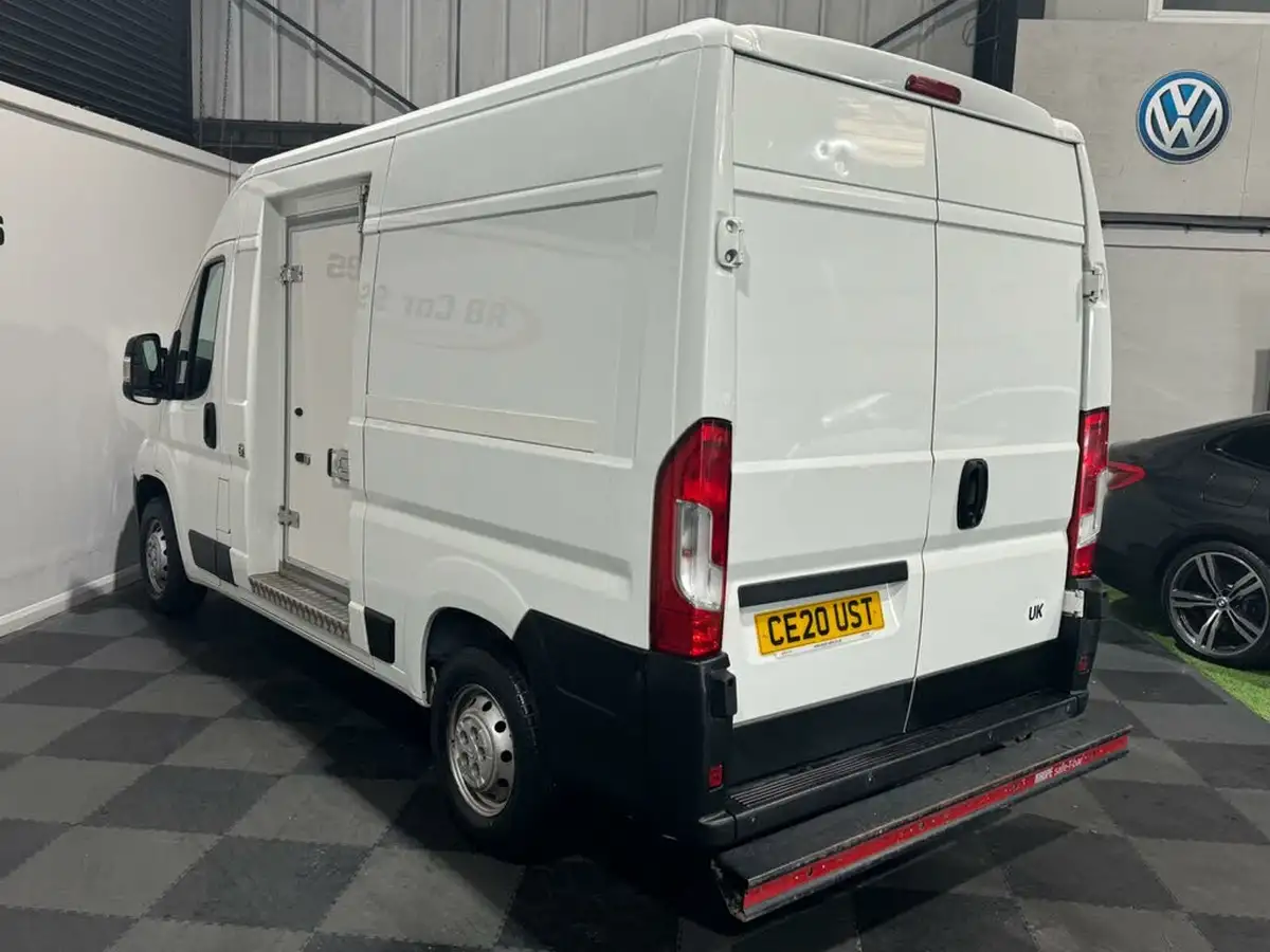 2020-citroen-relay-22bluehdi-35-l2h2-enterprise-big-6
