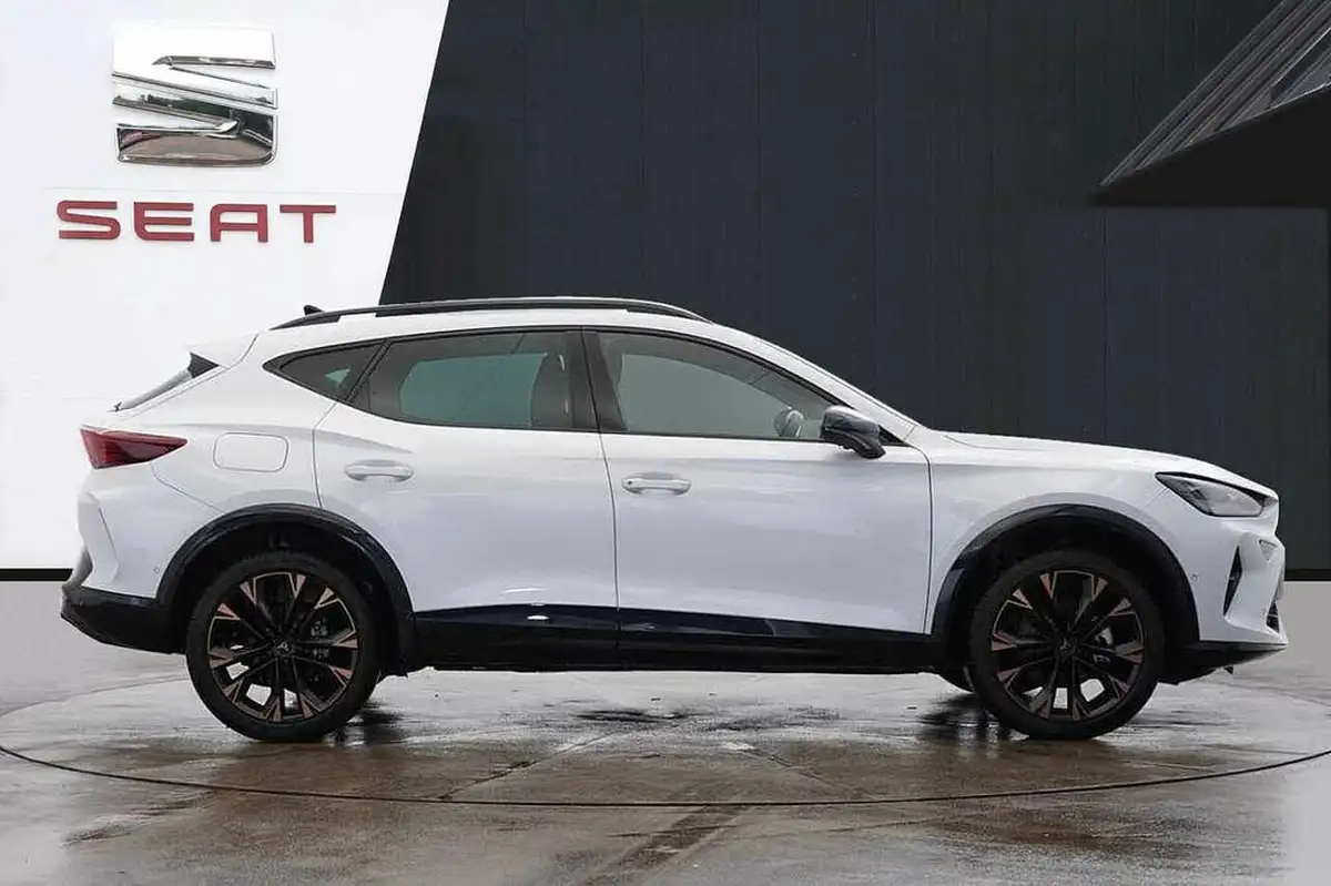 2024-cupra-formentor-15-etsi-v3-big-3