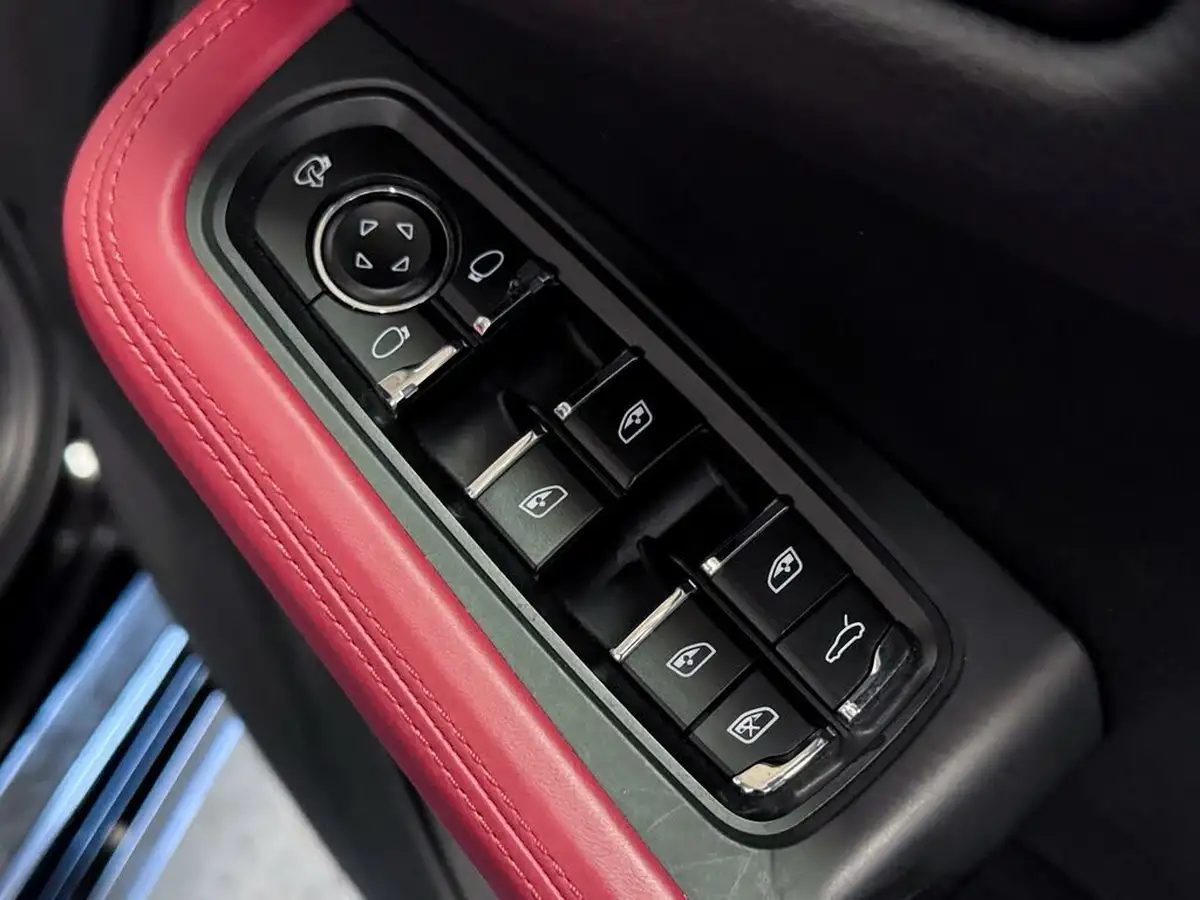 2021-porsche-macan-29-v6-gts-380ps-big-30