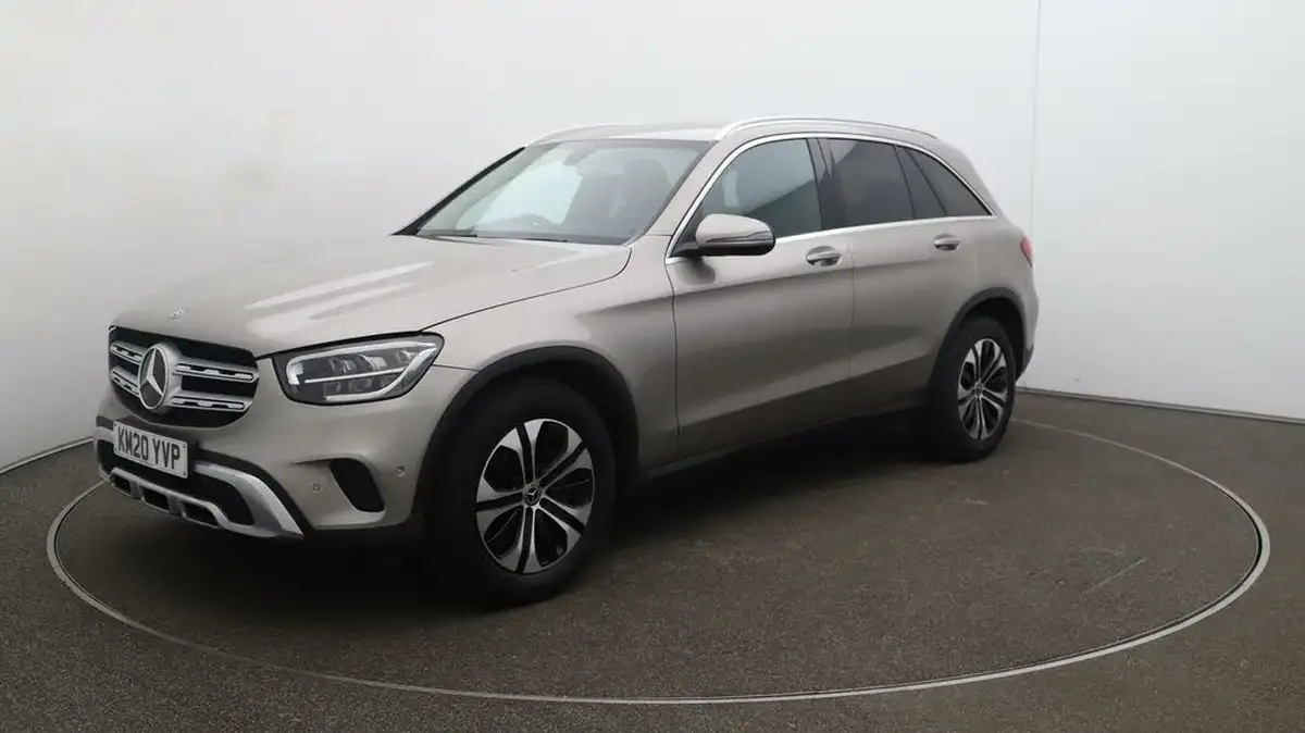 2020-mercedes-benz-glc-class-20-glc300-sport-big-3