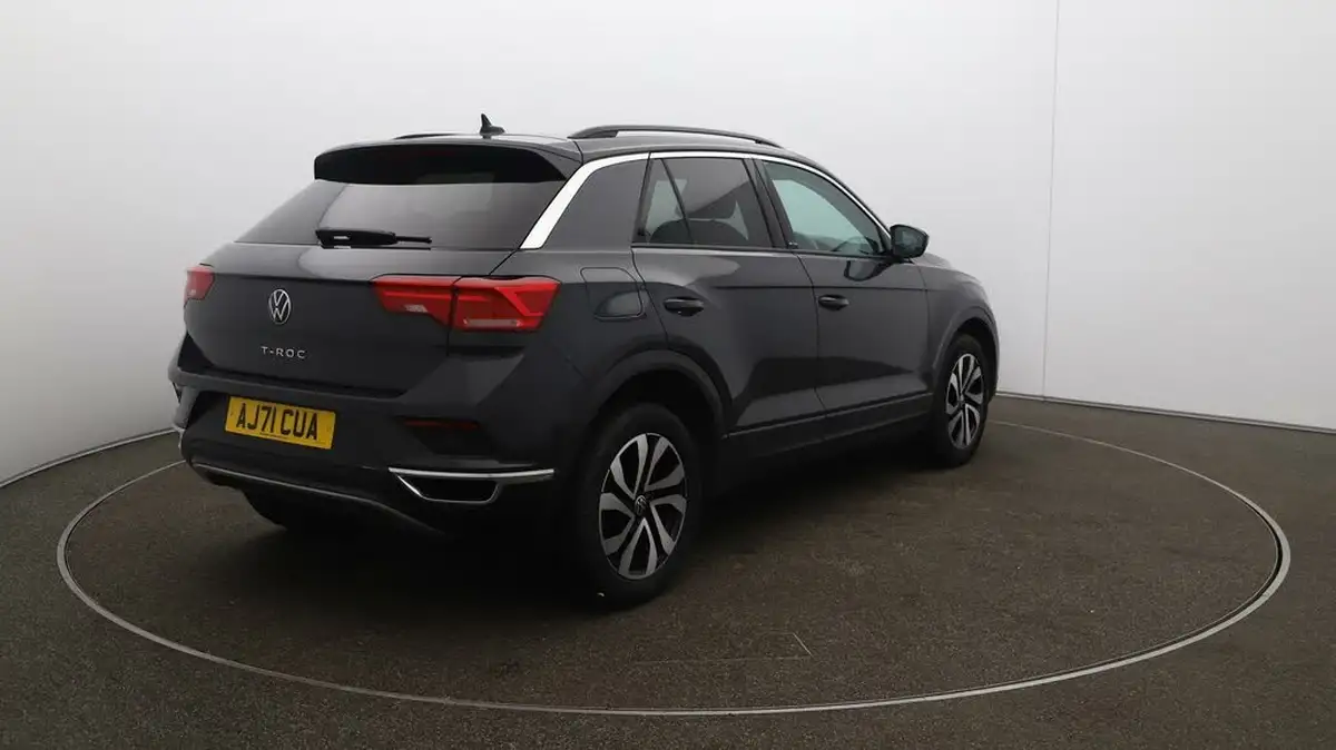 2022-volkswagen-t-roc-10-tsi-active-hatchback-5d-big-46