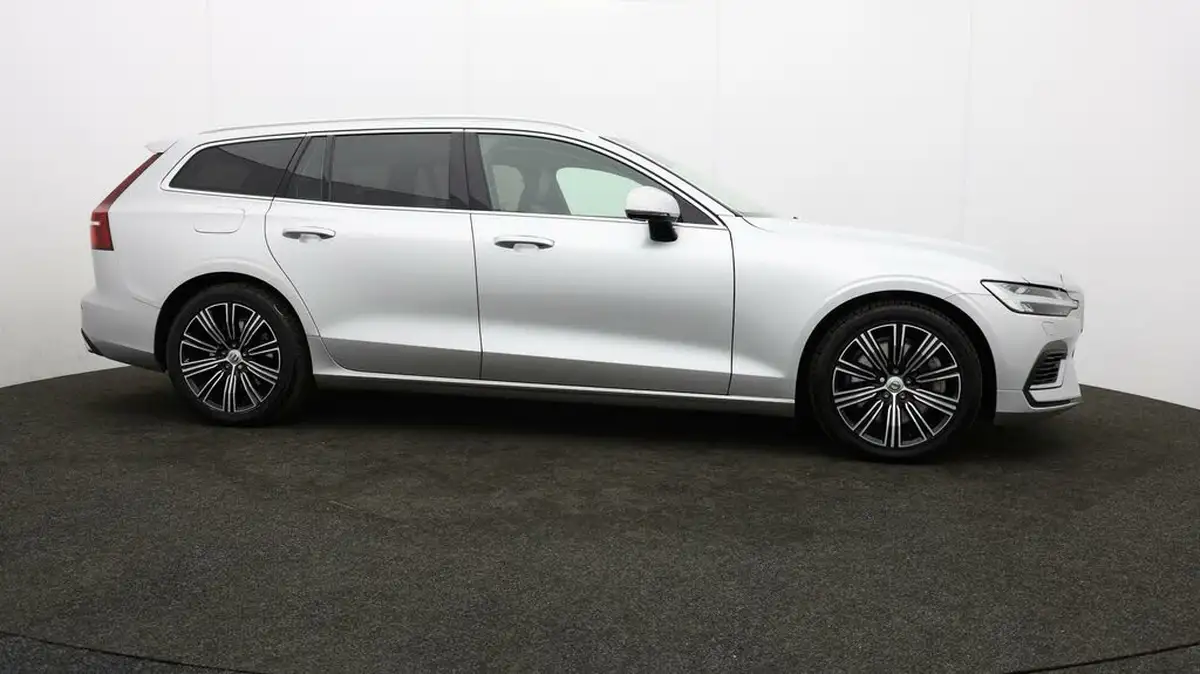 2020-volvo-v60-20-t6-inscription-big-64