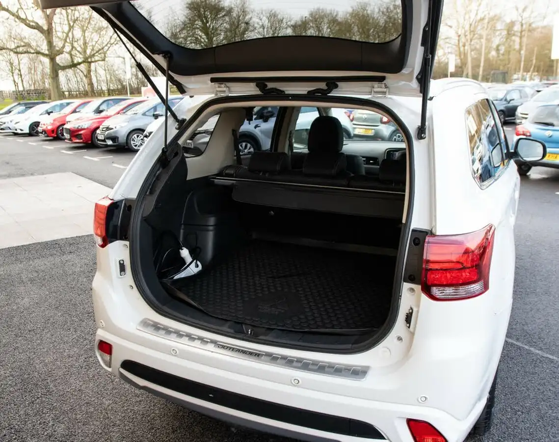 2017-mitsubishi-outlander-20-4hs-phev-5st-big-38