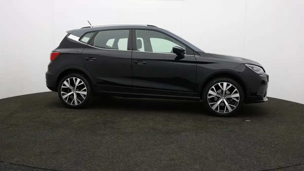 2022-seat-arona-10-tsi-xperience-lux-big-33