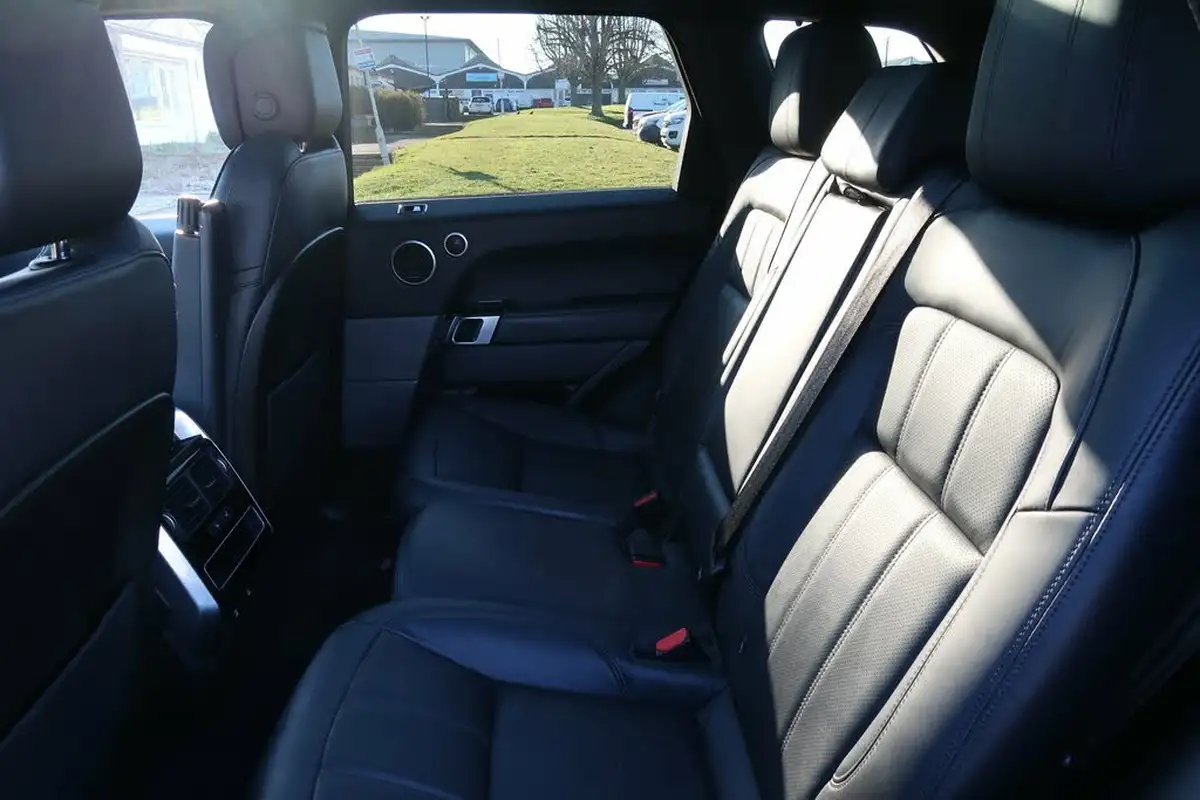2019-land-rover-range-rover-sport-20-p400e-hse-dynamic-big-30