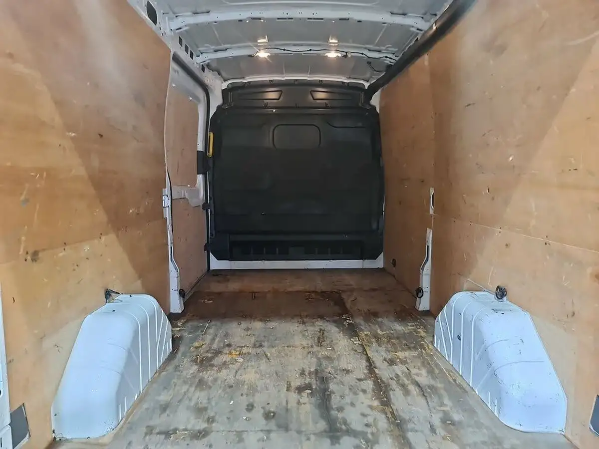 2022-ford-transit-big-19