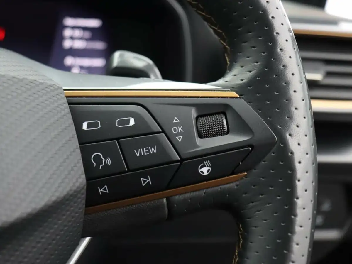 2022-cupra-formentor-14-e-hybrid-vz1-big-32
