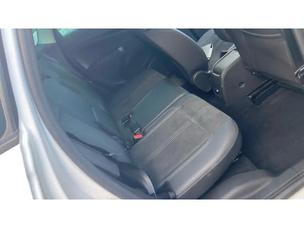 2022-vauxhall-crossland-12-ultimate-130ps-auto-big-15