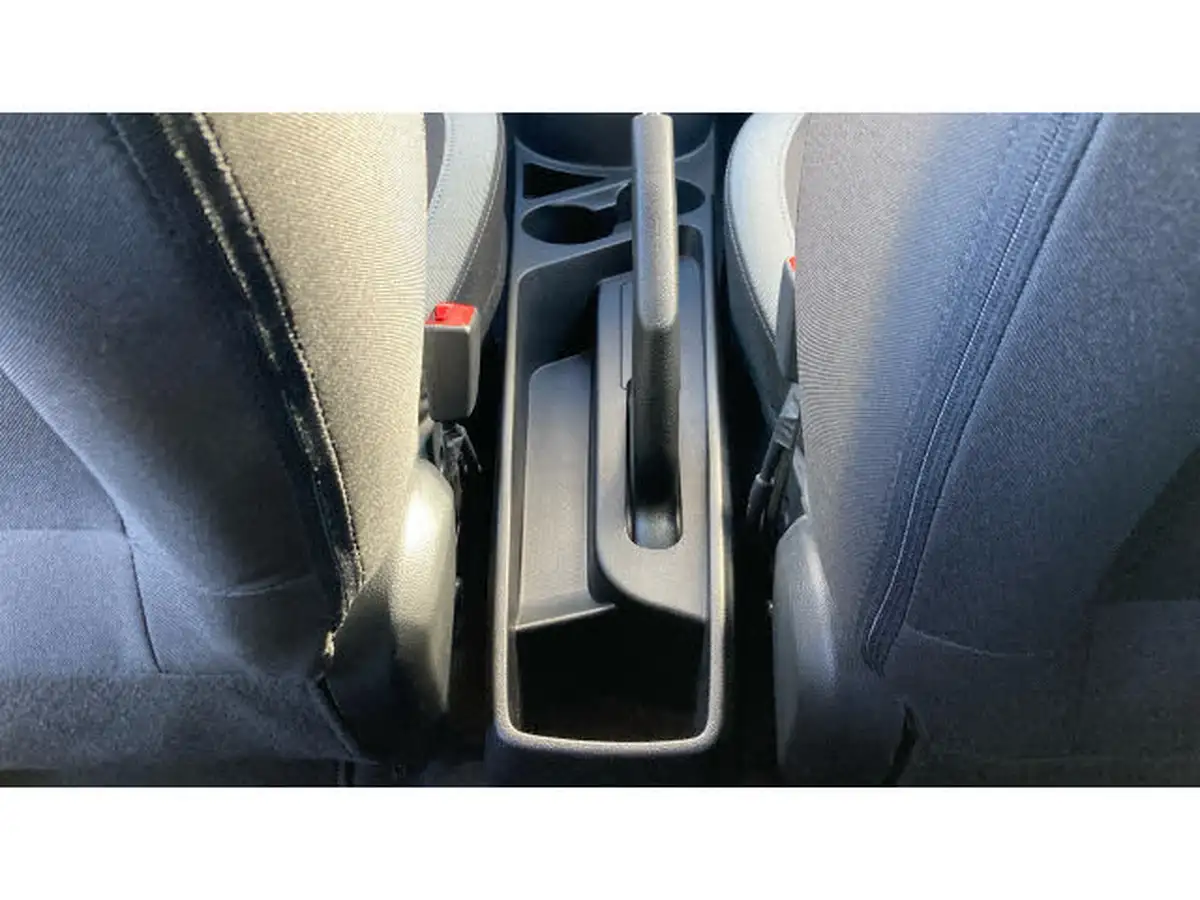 2022-hyundai-i10-12-premium-big-24