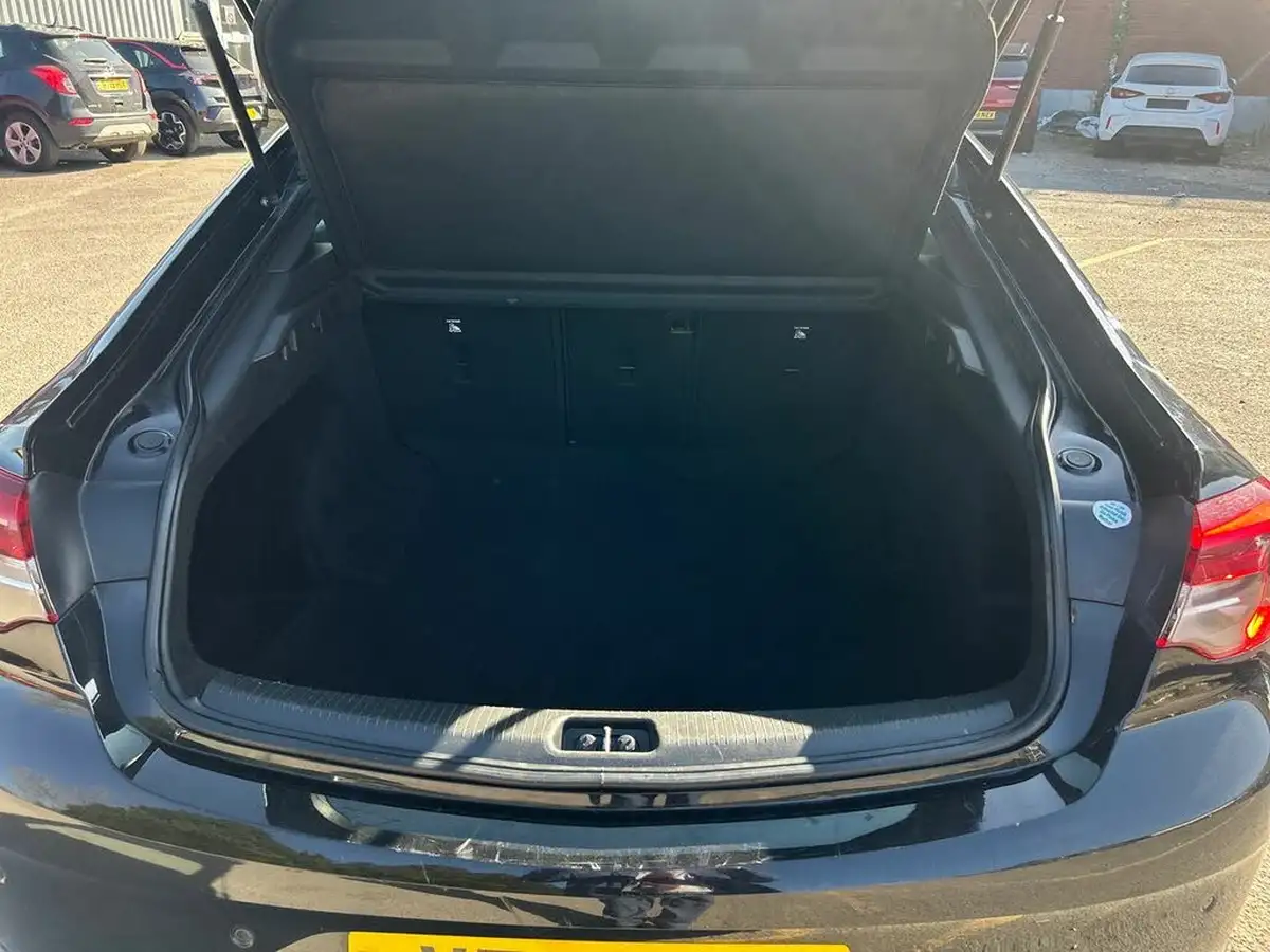 2019-vauxhall-insignia-grand-sport-15-turbo-sri-vx-line-nav-ss-big-11
