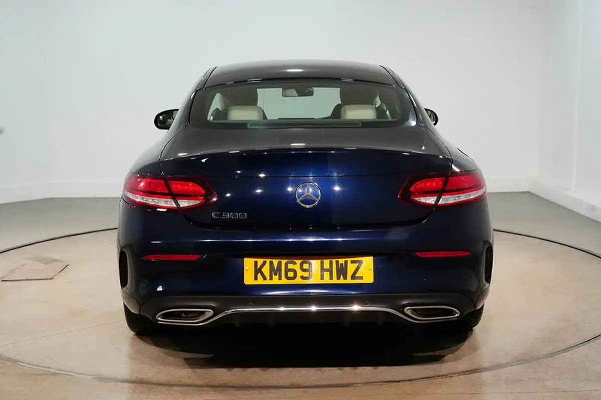 2019-mercedes-benz-c-class-20-c300-amg-line-premium-coupe-2d-big-9