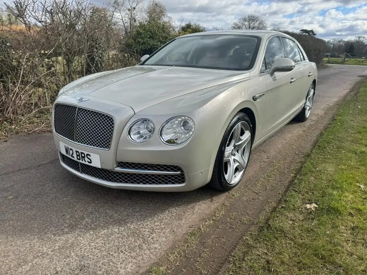 2014-bentley-flying-spur-60-mulliner-big-3
