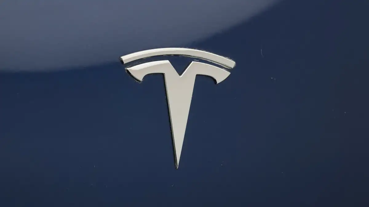 2020-tesla-model-3-e-standard-plus-big-22