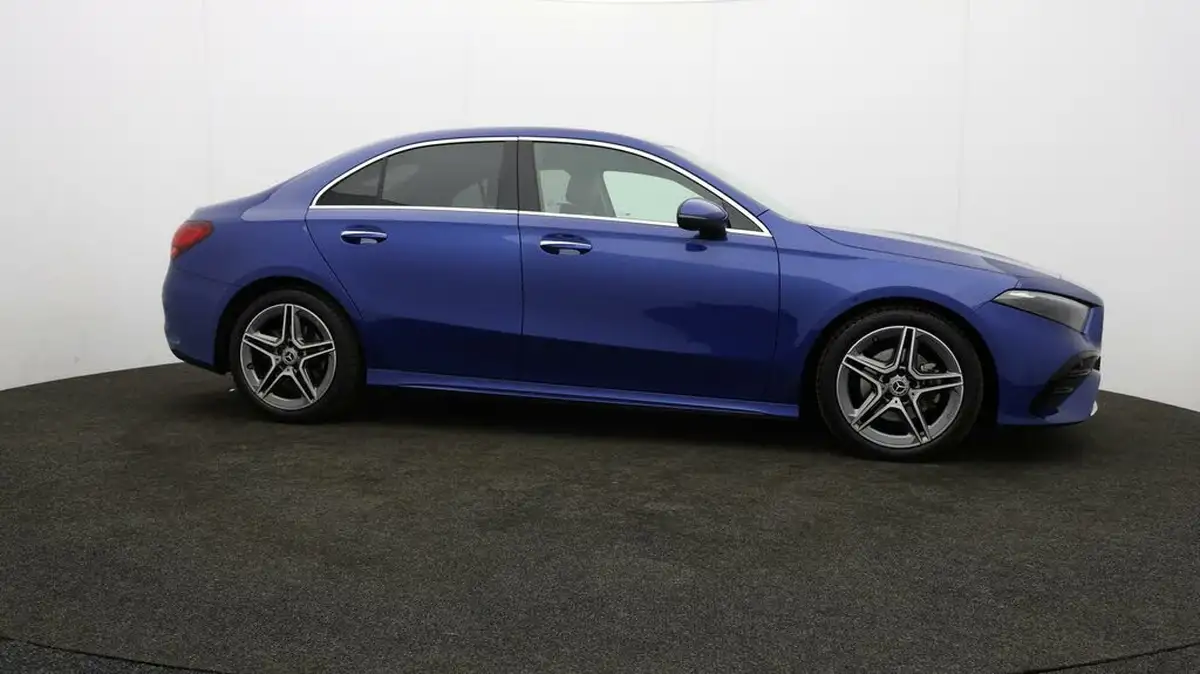 2024-mercedes-benz-a-class-13-a200-amg-line-executive-saloon-4d-big-39