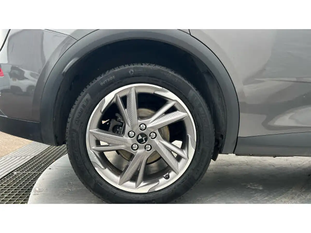 2022-ds-ds-7-crossback-15-bluehdi-rivoli-big-6