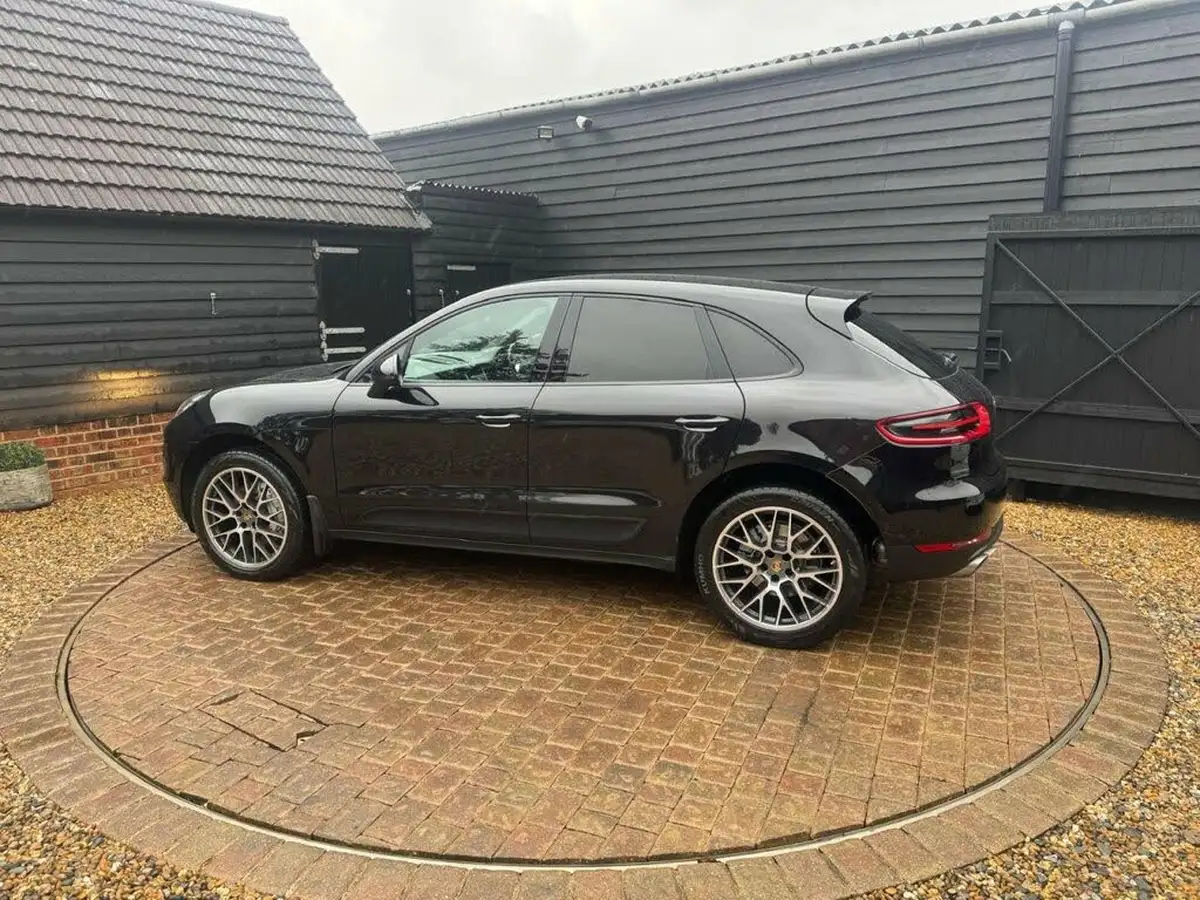 2014-porsche-macan-30td-s-big-22