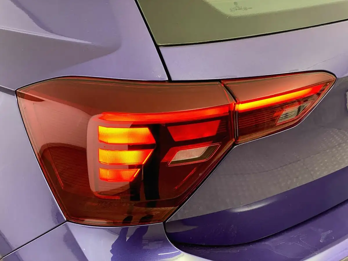 2022-volkswagen-polo-10-tsi-life-dsg-big-36