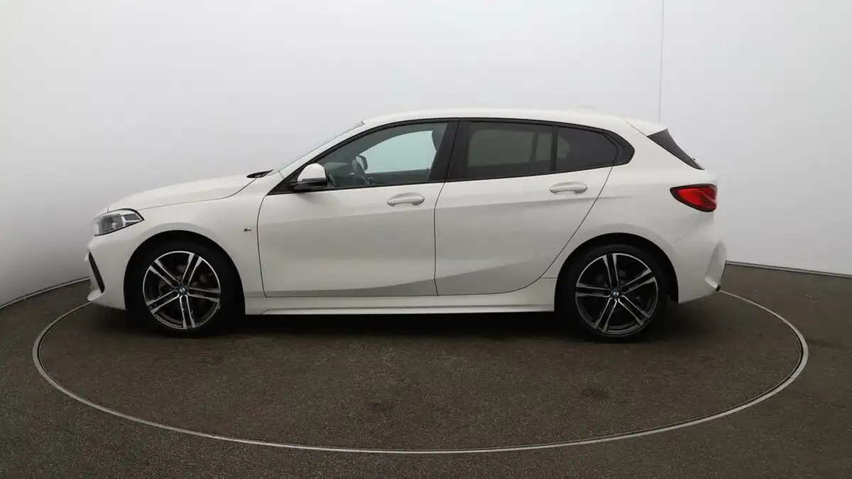 2024-bmw-1-series-15-118i-m-sport-lcp-dct-big-62