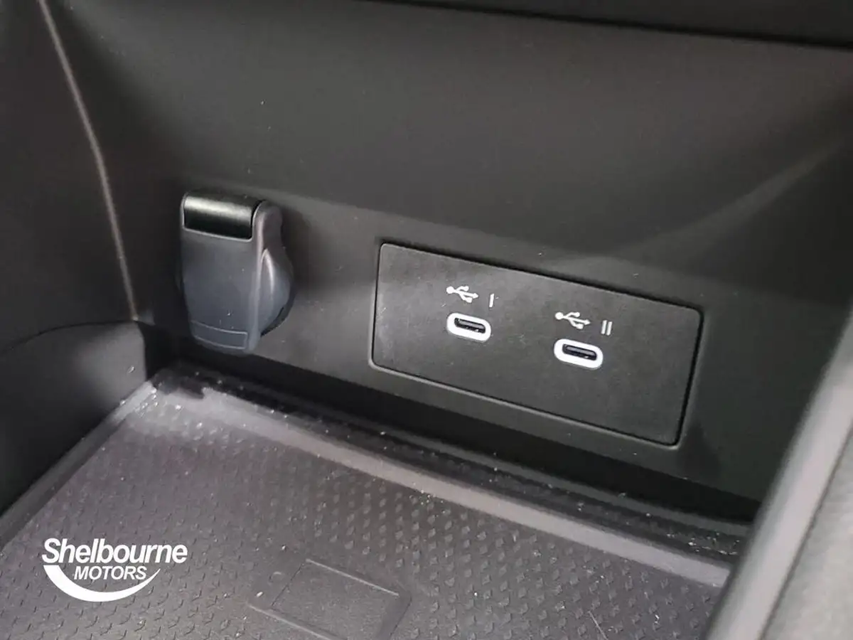 2024-renault-captur-16-techno-145ps-full-big-38
