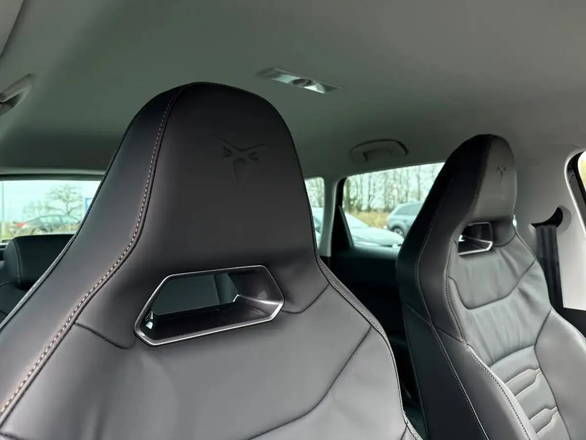 2024-cupra-ateca-15-ecotsi-v2-big-19