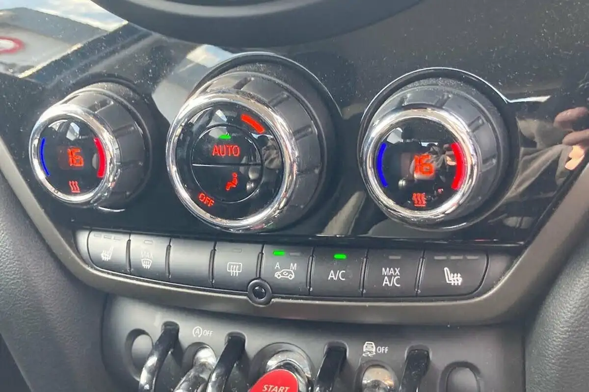 2017-mini-countryman-15-cooper-ss-big-36