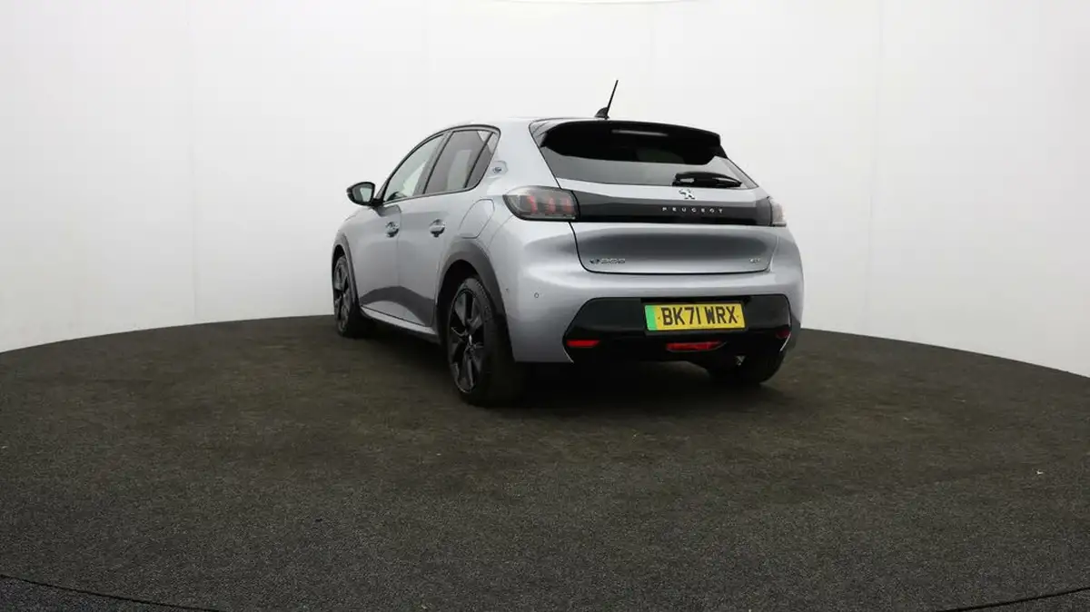 2021-peugeot-208-e-gt-50kwh-big-72