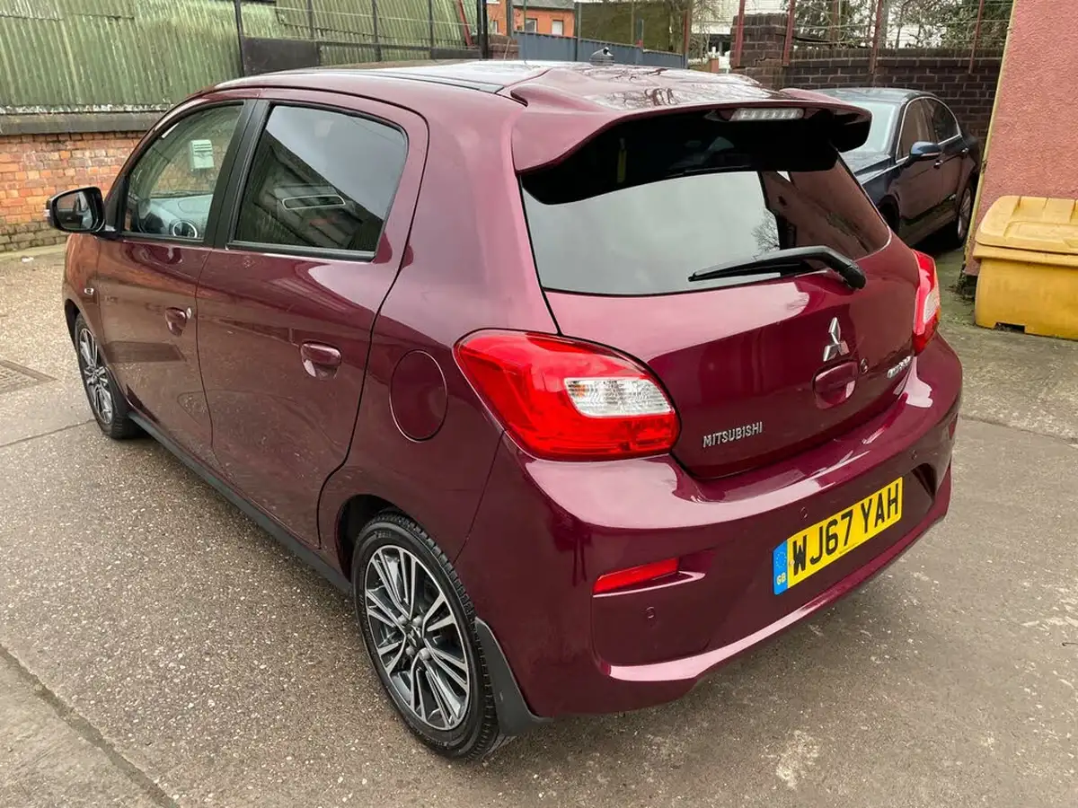 2017-mitsubishi-mirage-12-juro-leather-cvt-big-5