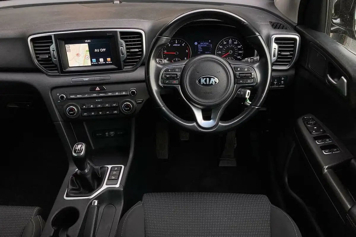 2017-kia-sportage-17crdi-2-114bhp-big-13