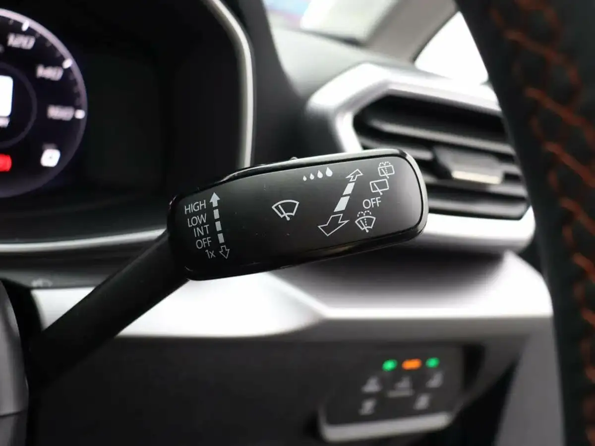 2024-seat-leon-10-etsi-evo-fr-hatchback-big-34
