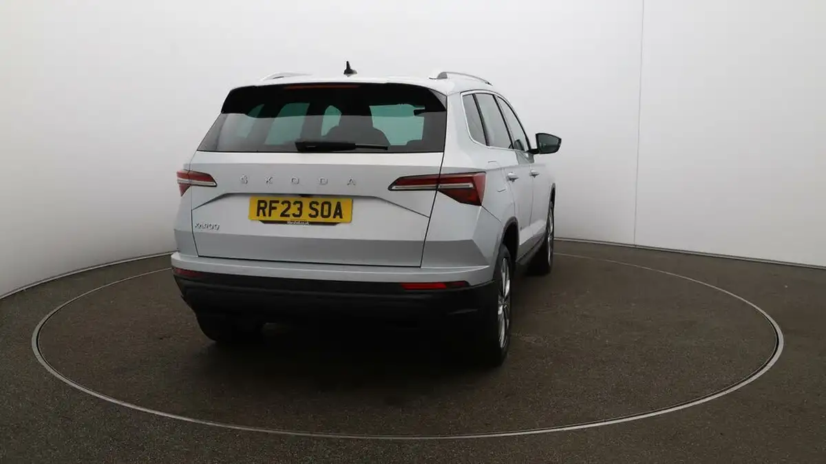 2023-skoda-karoq-15-tsi-se-l-dsg-big-54
