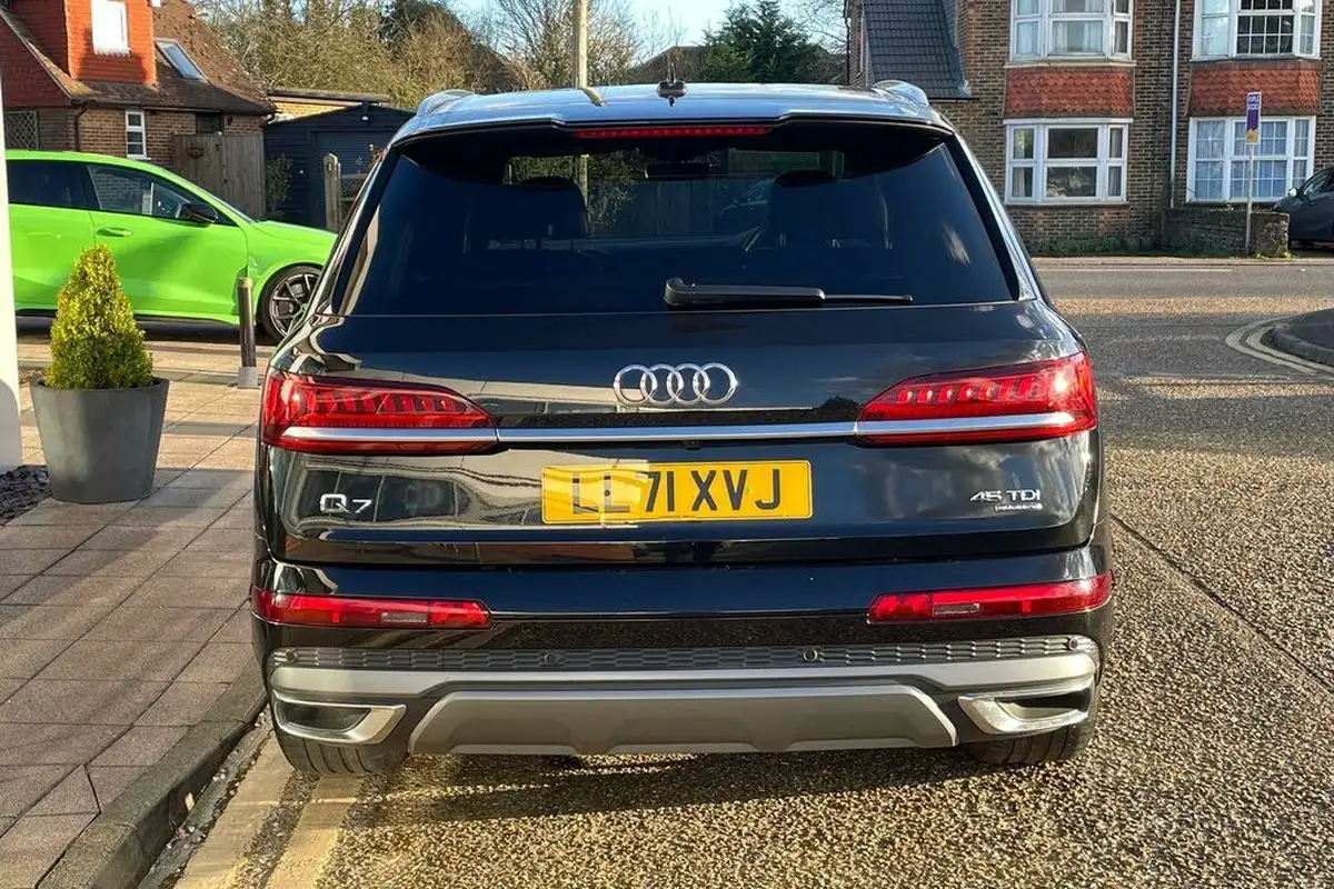 2022-audi-q7-30-45-tdi-s-line-big-5