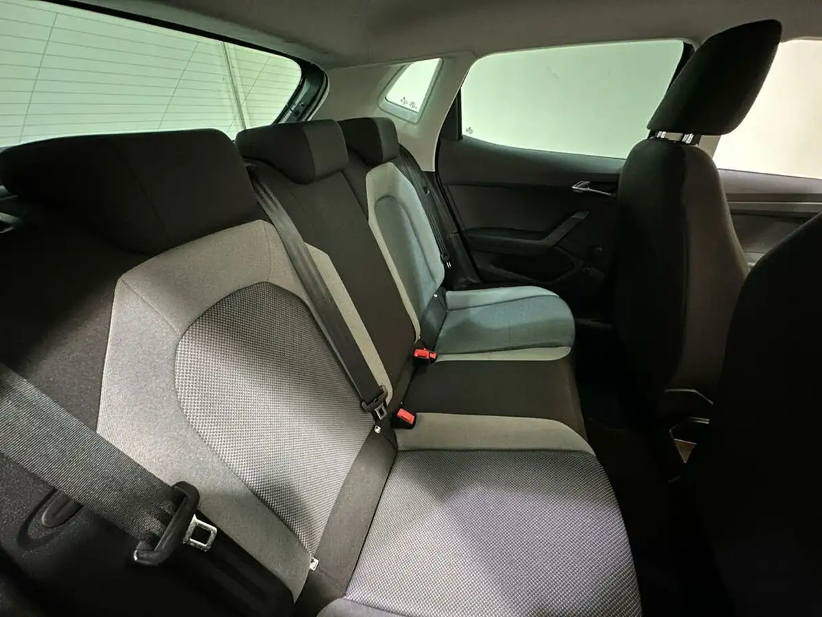 2017-seat-ibiza-10-se-ss-hatchback-5d-big-15