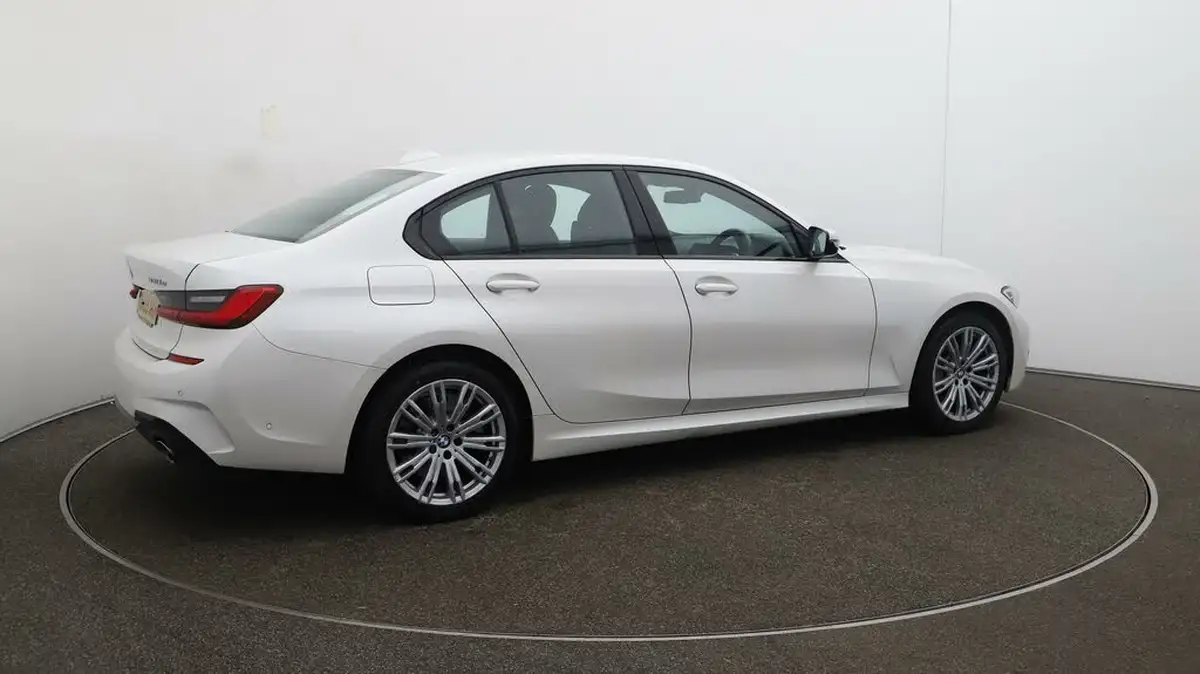 2019-bmw-3-series-20-330e-m-sport-plus-pack-big-49