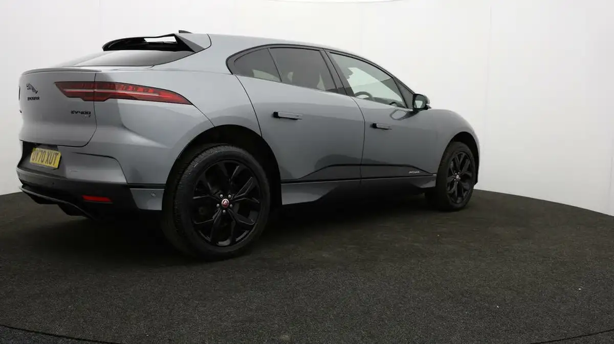 2020-jaguar-i-pace-ev400-hse-big-33