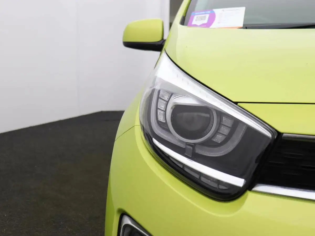 2020-kia-picanto-10-zest-big-36