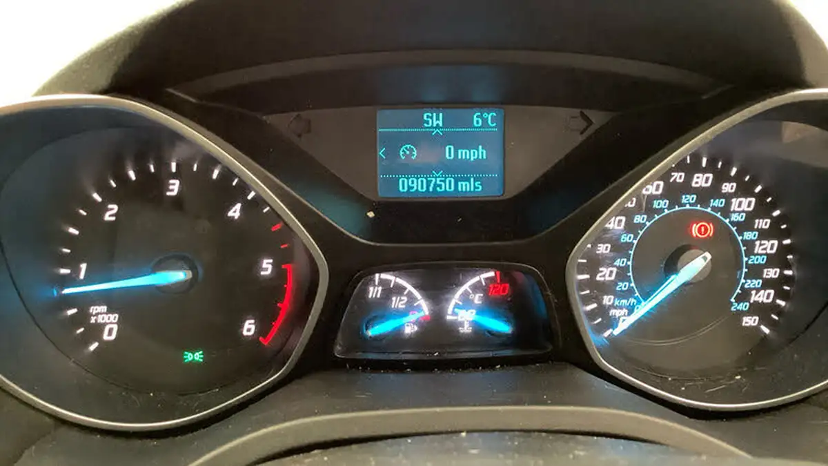 2015-ford-kuga-20tdci-zetec-150ps-big-8
