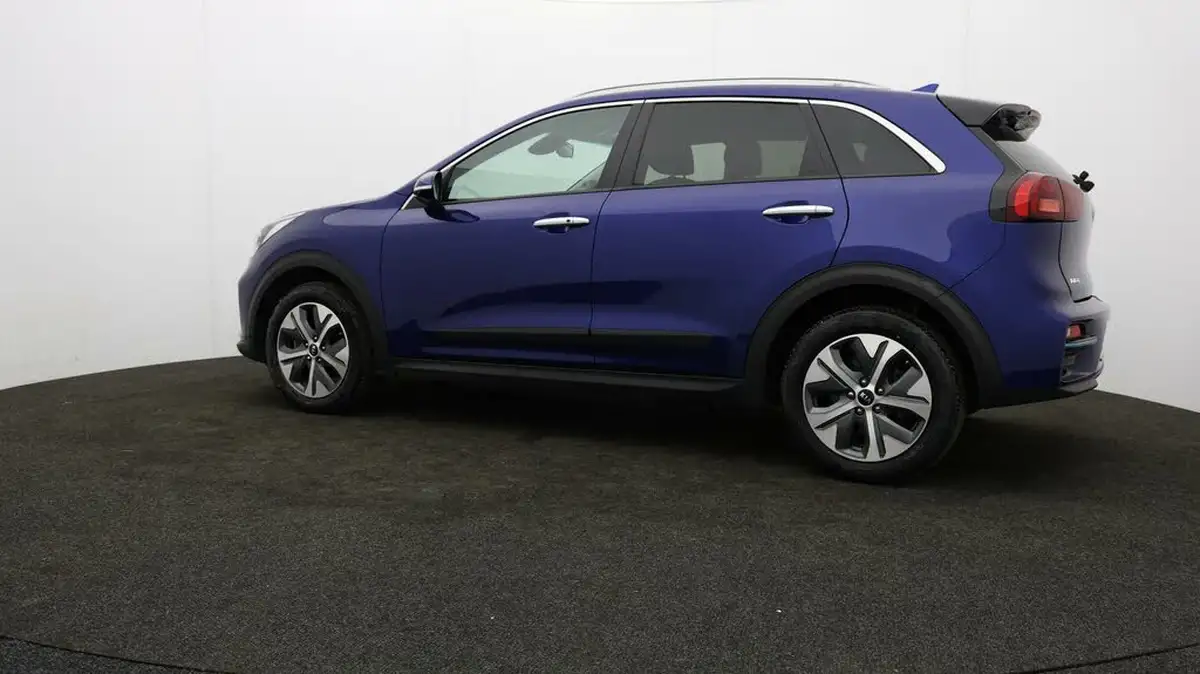 2021-kia-e-niro-ev-3-big-65
