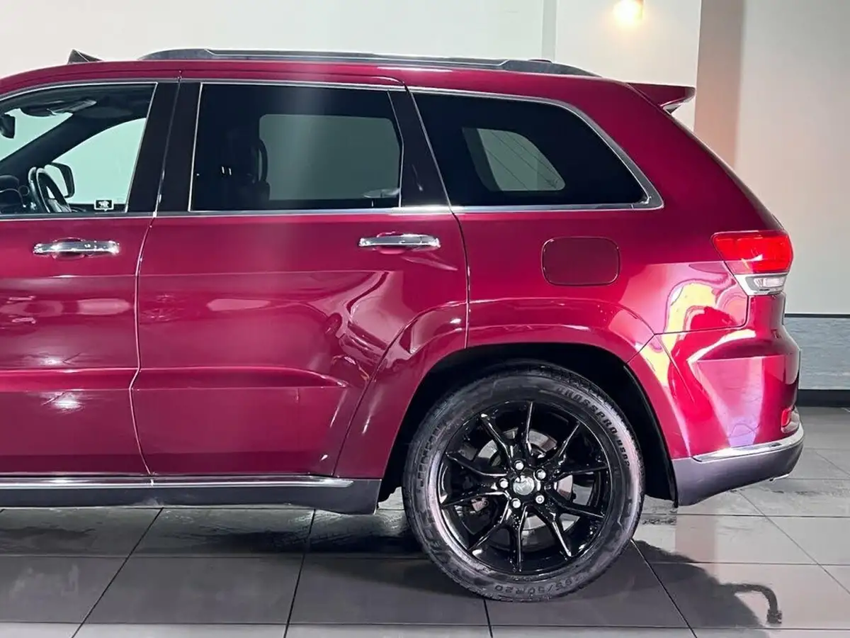 2016-jeep-grand-cherokee-30crd-summit-big-20