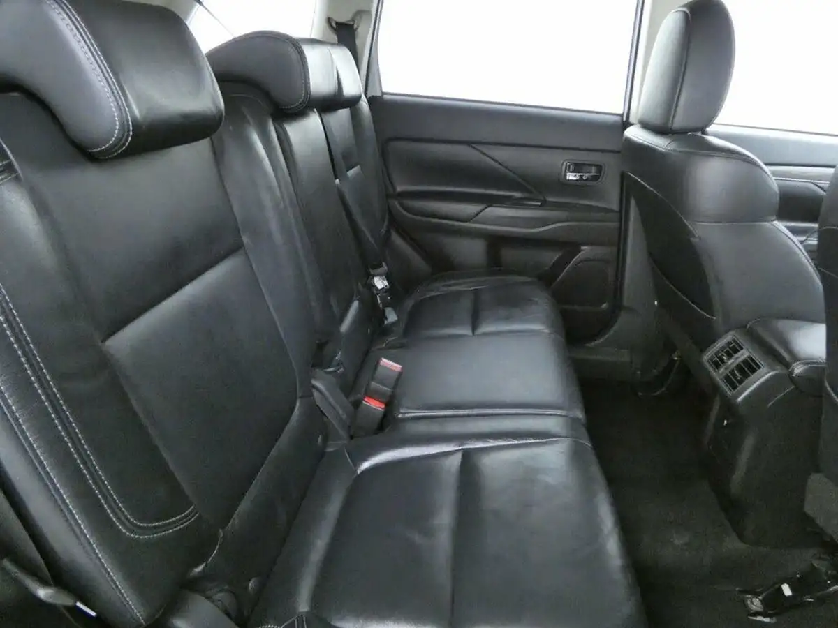 2018-mitsubishi-outlander-20-4-big-19