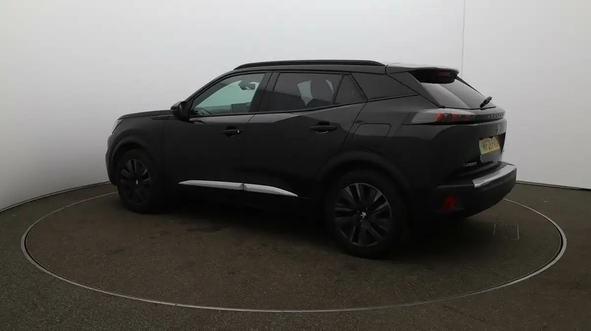 2021-peugeot-2008-suv-e-gt-premium-big-36