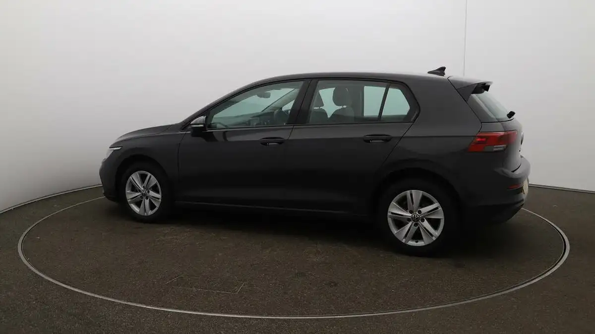 2022-volkswagen-golf-20tdi-life-hatchback-big-38