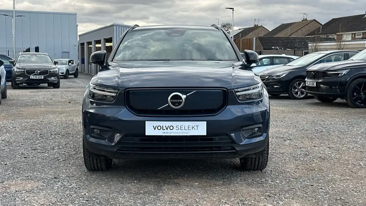 2021-volvo-c40-e-twin-recharge-pro-big-11