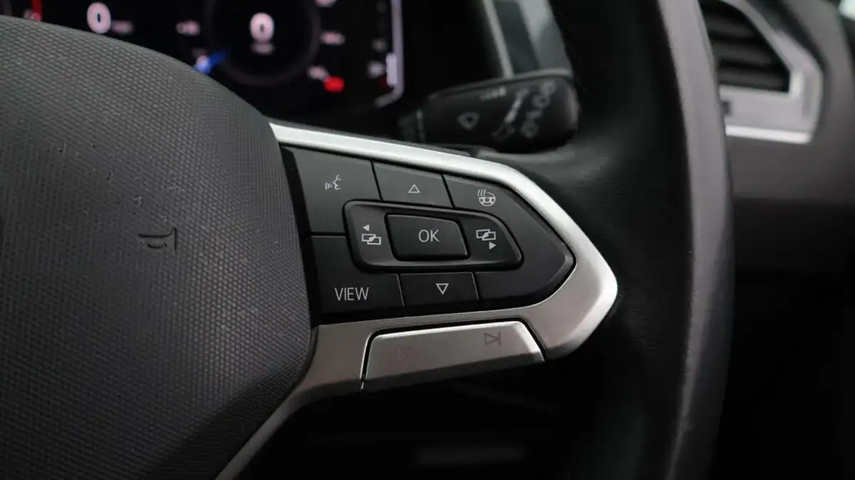 2020-volkswagen-tiguan-15-tsi-elegance-big-25