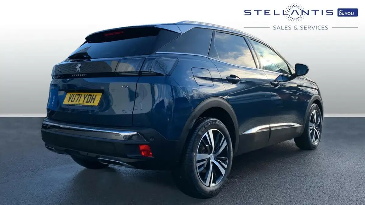 2021-peugeot-3008-suv-12-puretech-gt-big-2