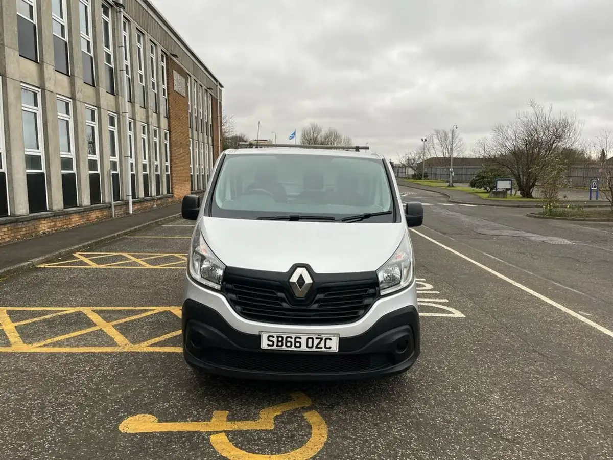 2016-renault-trafic-16dci-sl27-120-business-e6-panel-big-1
