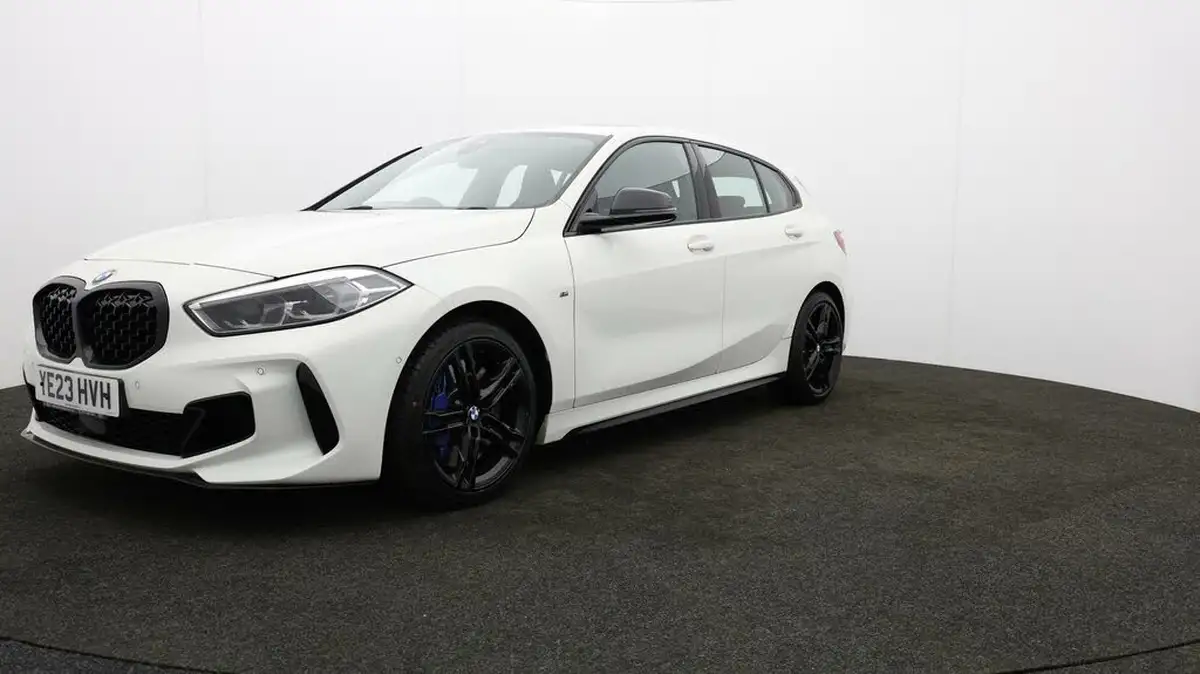 2023-bmw-1-series-20-m135i-xdrive-pro-pack-big-52